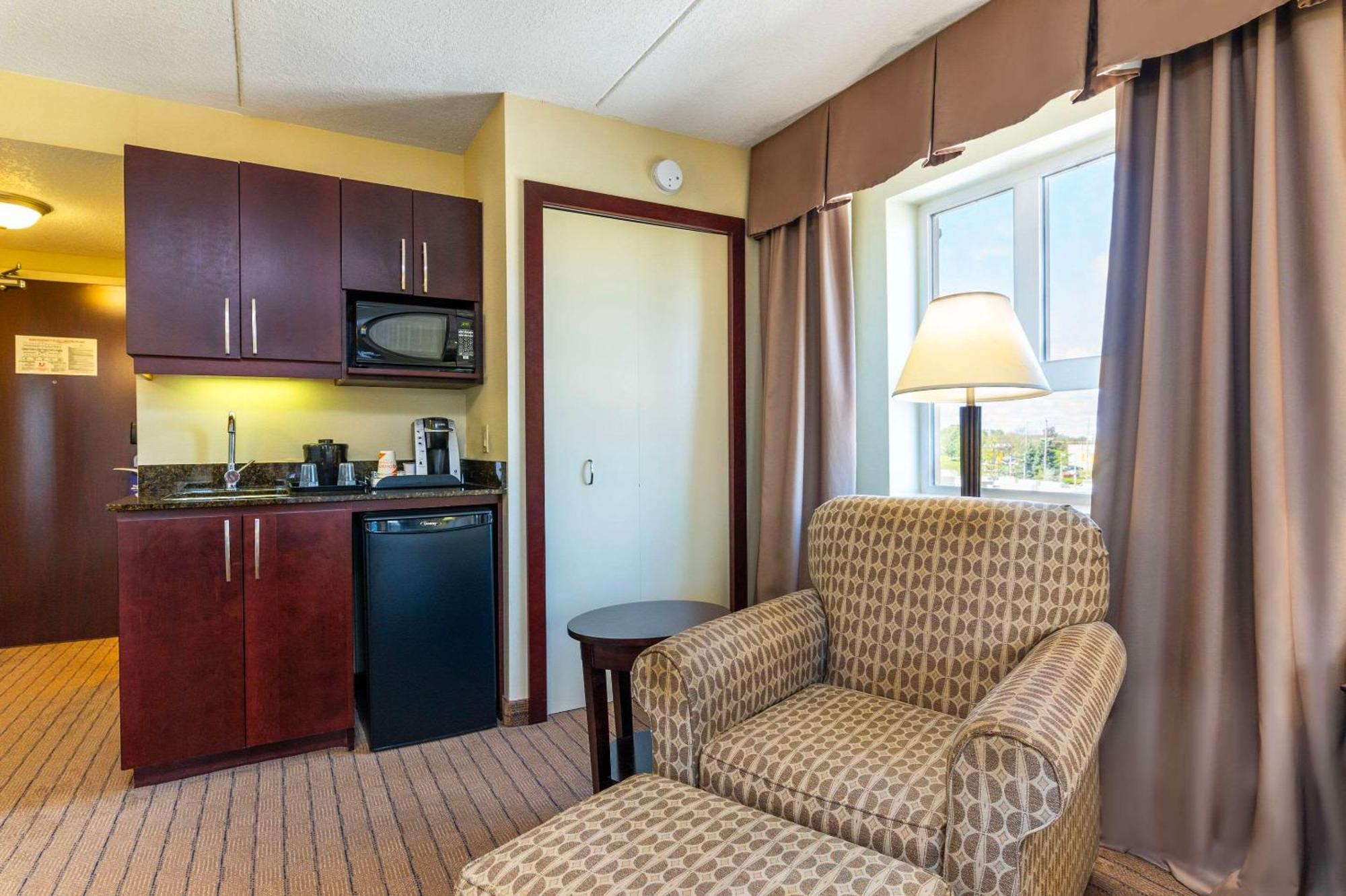 Comfort Inn & Suites Kincardine Luaran gambar